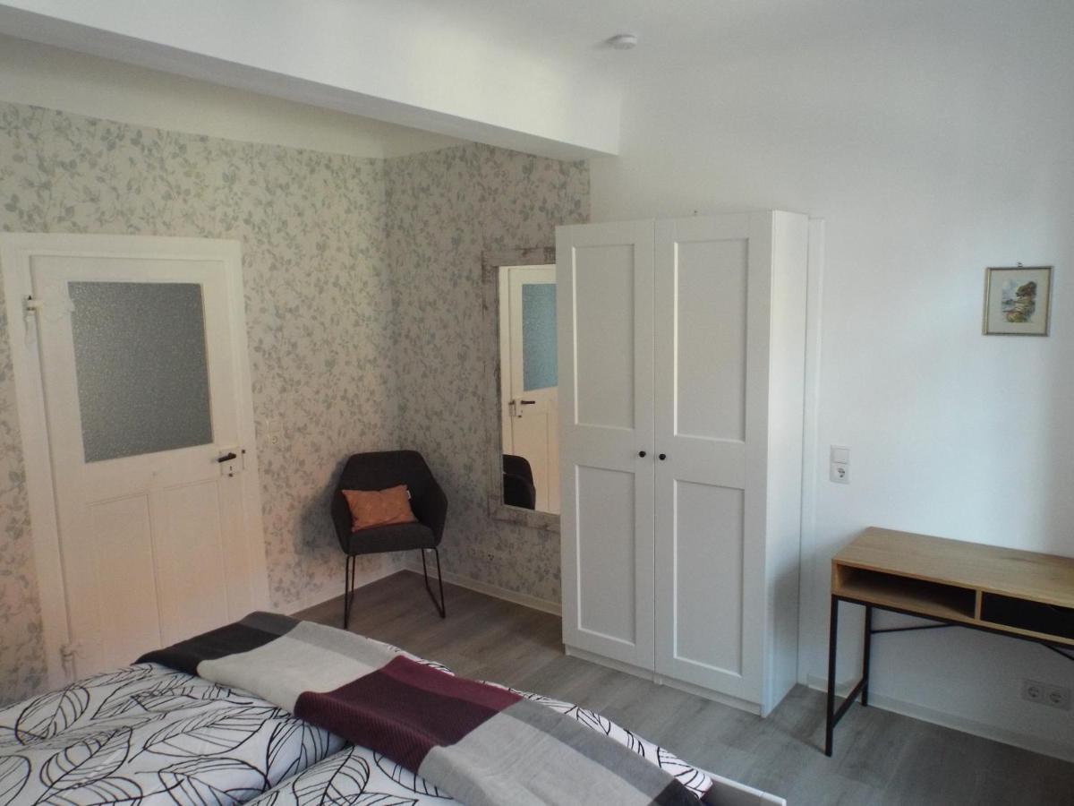 Ferienwohnung Mittendrin Neustadt an der Weinstraße Esterno foto